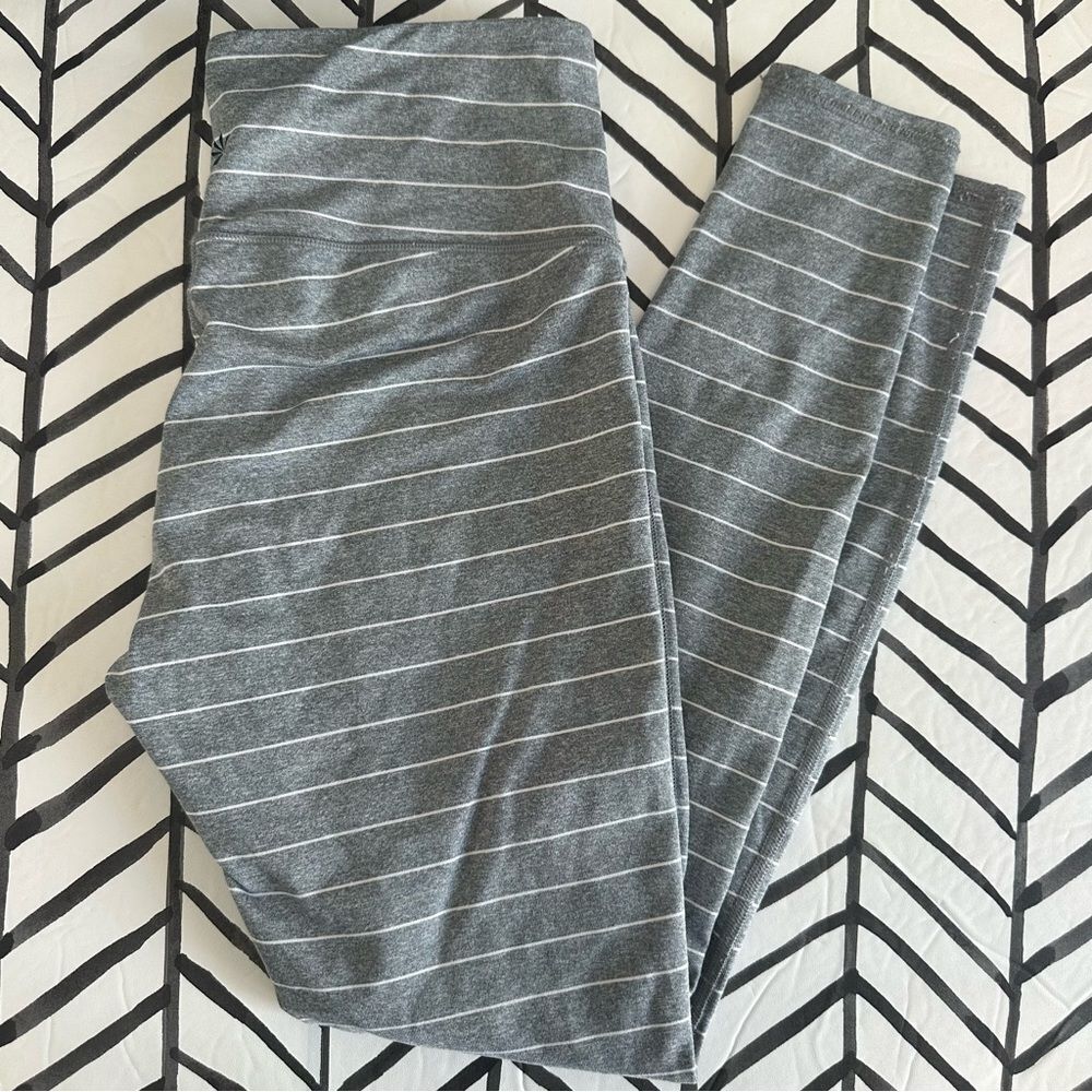 Athleta Size S Gray and White Striped Full Length Leggings